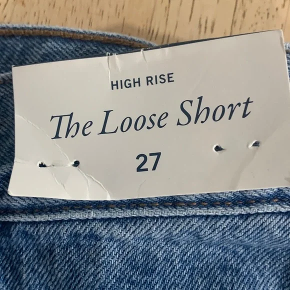 Abercrombie & Fitch High Rise Loose Short Size 27 6 in inseam - Picture 2 of 10